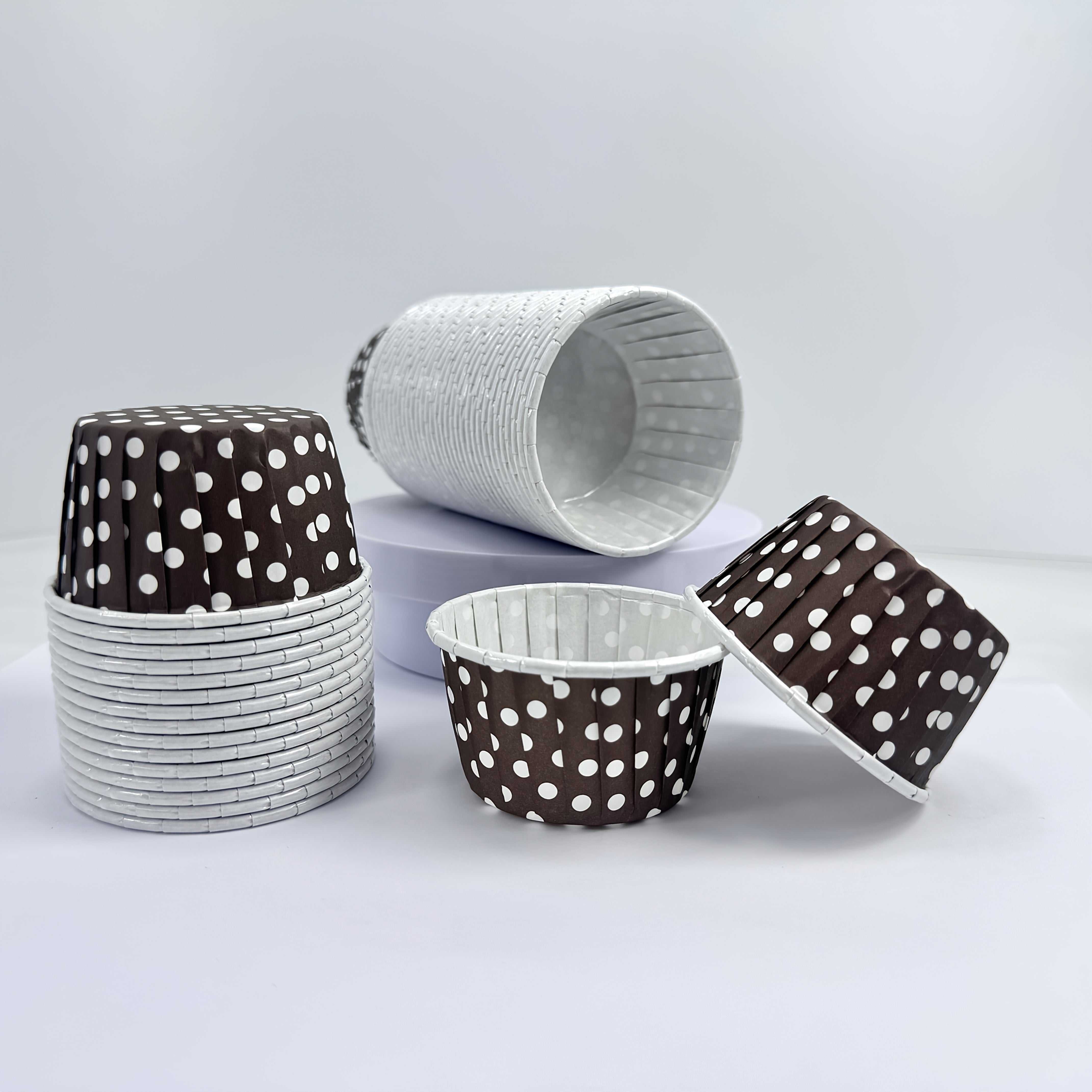 48 Polka Dot Cake Cups (with or without lid) - 8 bright colors, thickened muffin baking cups for parties, birthdays, weddings, festivals, picnics, and family gatherings