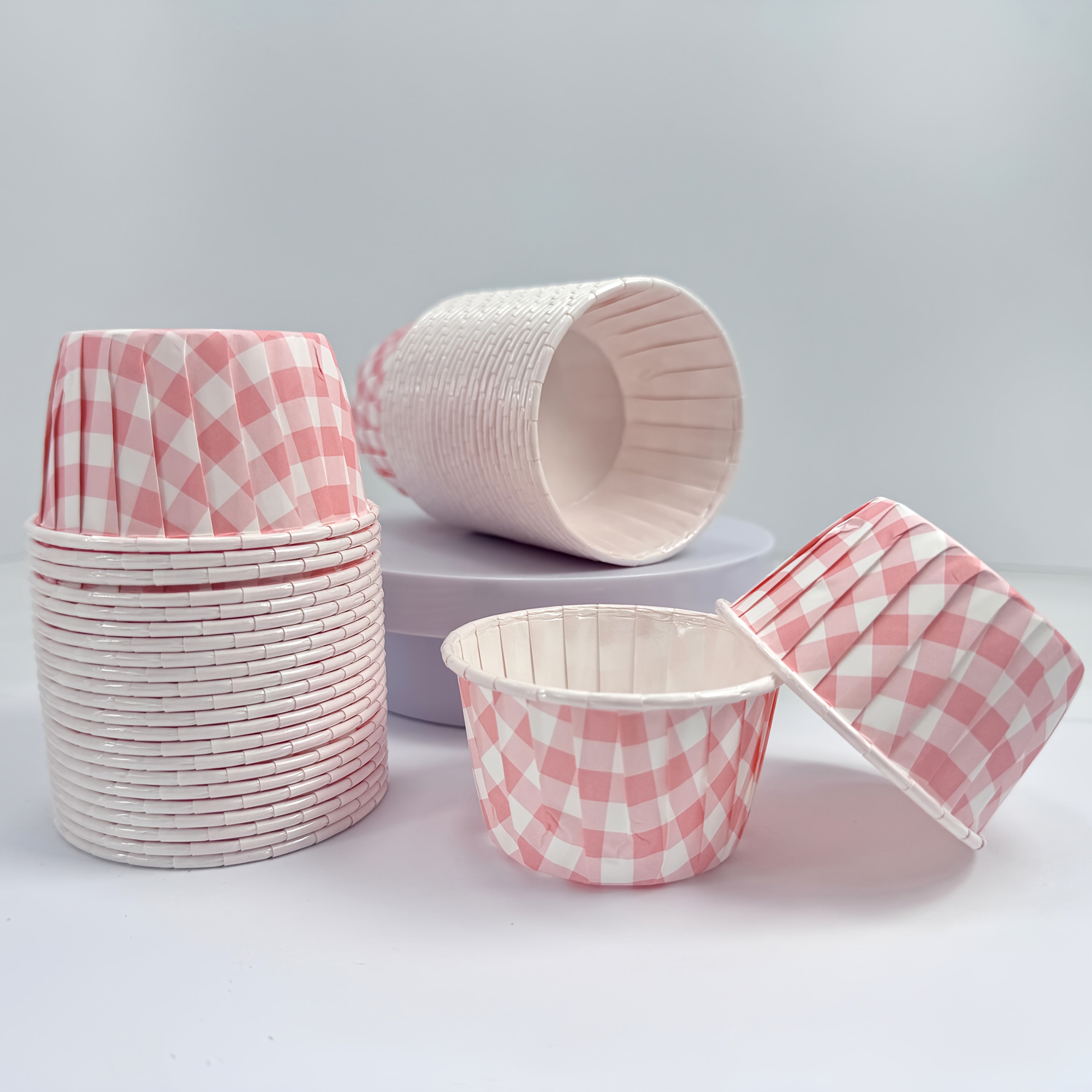 Pack of 48 Checkered Cake Cups - Available in 6 Colors, Coated and Oil-proof Thickened with or without Lid - Suitable for Weddings, Pies, Picnics and Dessert Shows