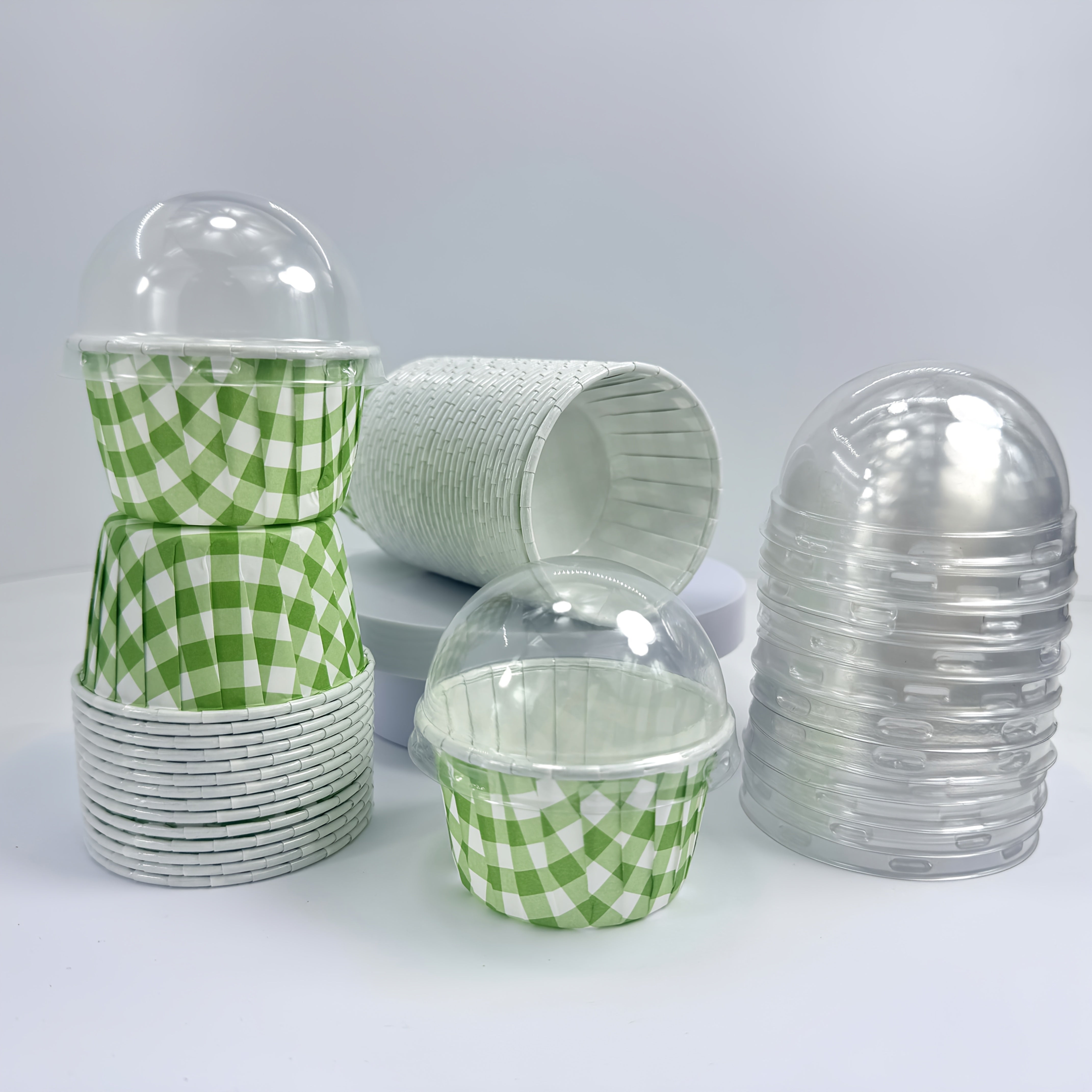 Pack of 48 Checkered Cake Cups - Available in 6 Colors, Coated and Oil-proof Thickened with or without Lid - Suitable for Weddings, Pies, Picnics and Dessert Shows