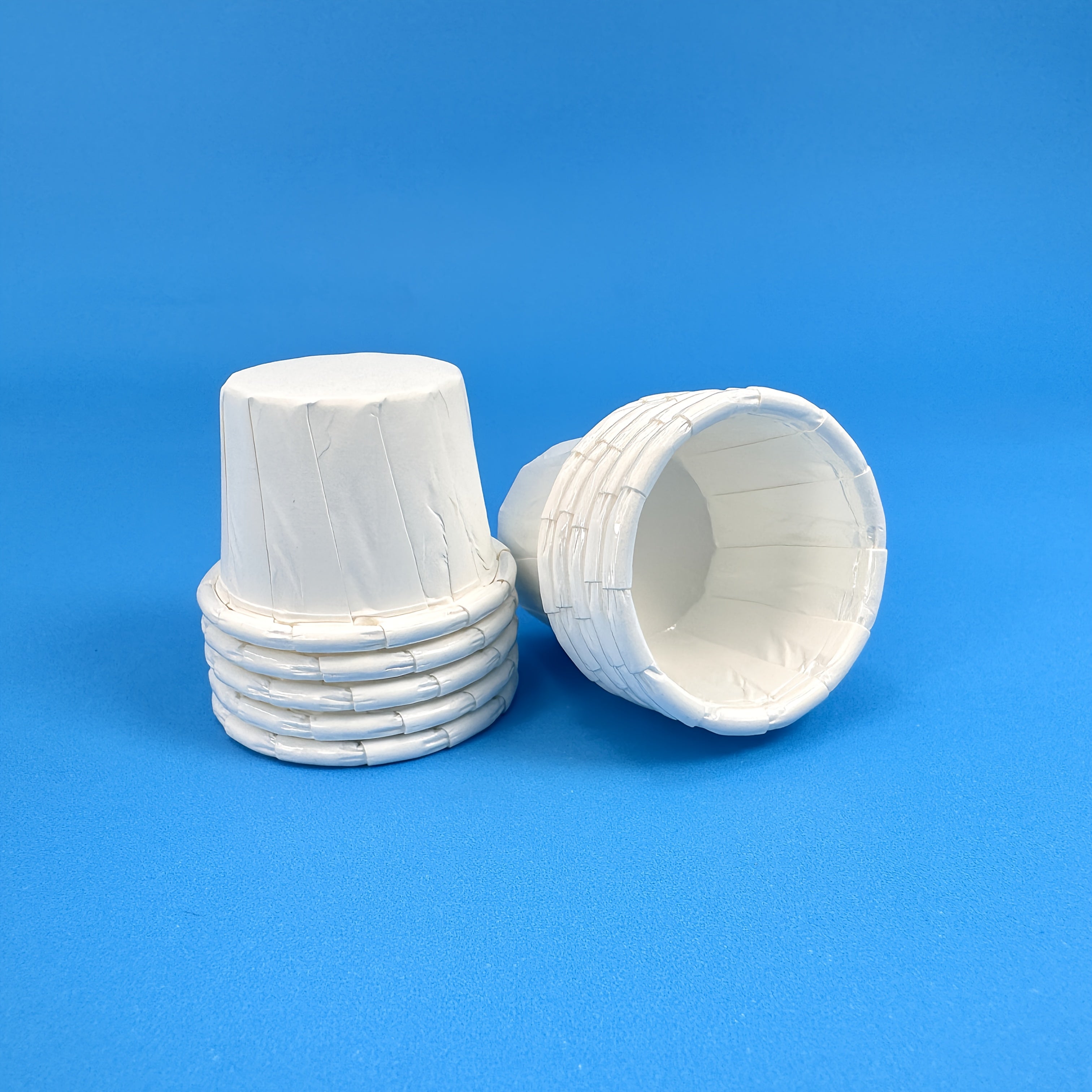 100 Mini Sauce Cups - 1 oz Oil and Waterproof Coated Paper Serving Cups for Dipping, Tasting, Baking, Crafting and Seed Growing - Disposable Coated Paper Cups
