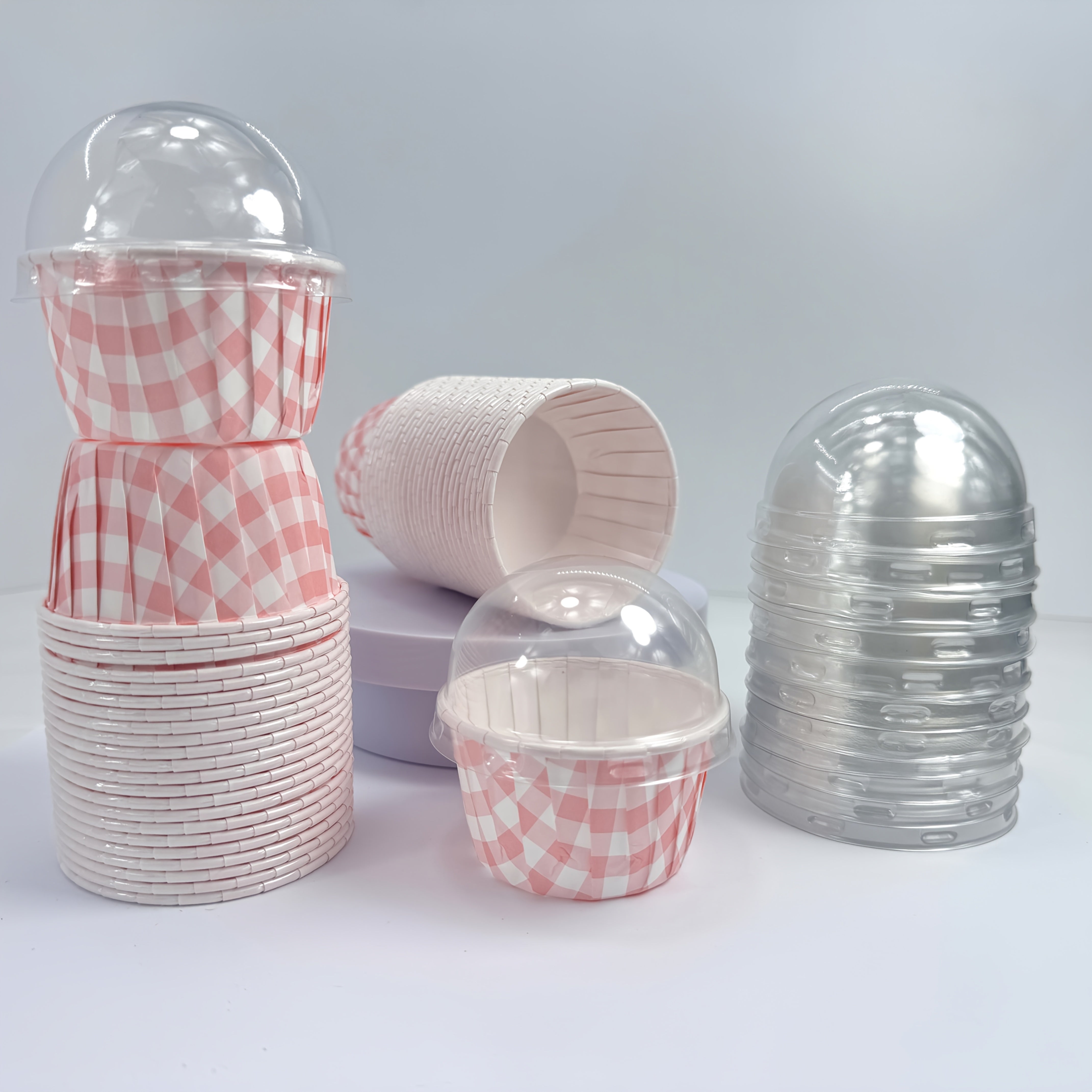 Pack of 48 Checkered Cake Cups - Available in 6 Colors, Coated and Oil-proof Thickened with or without Lid - Suitable for Weddings, Pies, Picnics and Dessert Shows